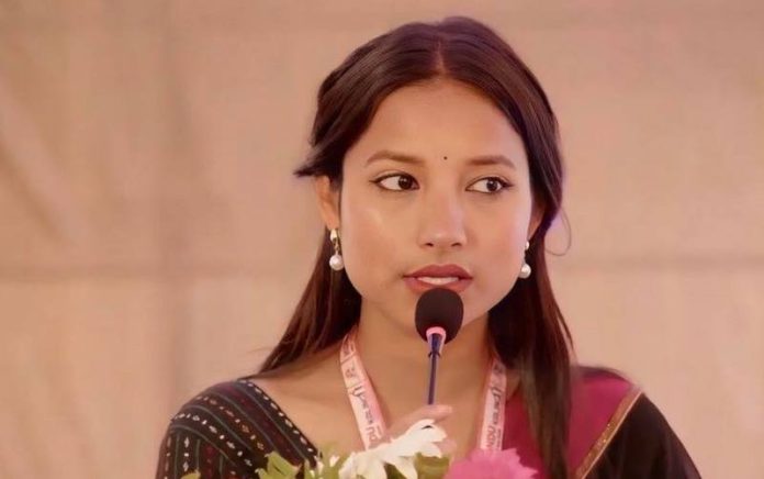 रक्षा बम